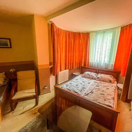 Mátyás Hotel