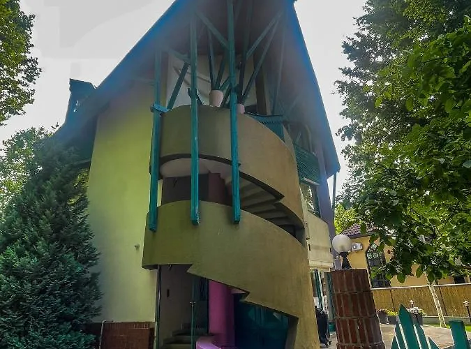 Matyas Vendeghaz Hotel *